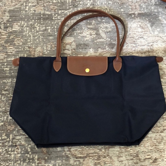 Longchamp Handbags - Longchamp Le Pliage in Navy